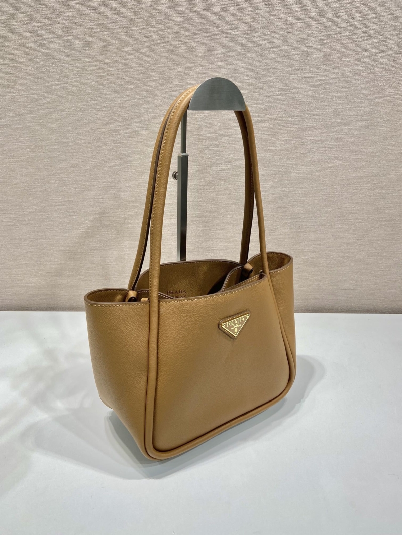 Pra*a bucket bags